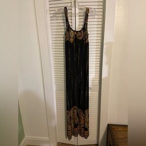 Point Zero Elegant Black and Gold Maxi Dress